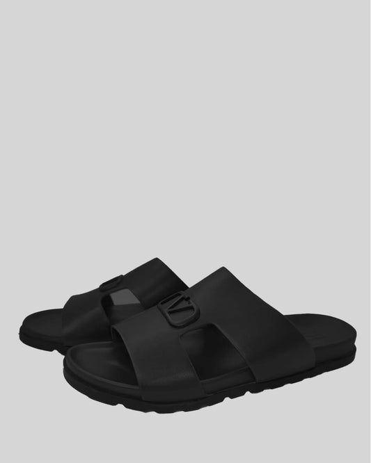 Signature Monochrome Slippers ( Article A98-7 )